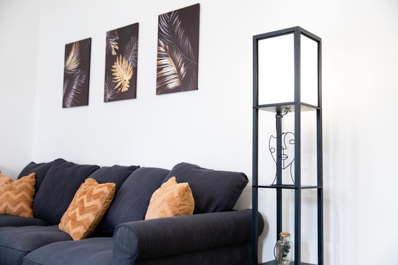 Grosse 3-Zimmer Wohnung - Zentral-Coburg - Kostenloser Parkplatz Esterno foto